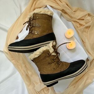 BearPaw Women’s Fur Lined Thick Sole Winter Boots Brown Black Size 10